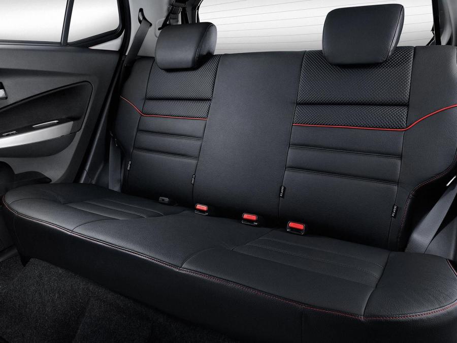 Интерьер Perodua Axia Advance 2014 года  (фото 9 из 9)